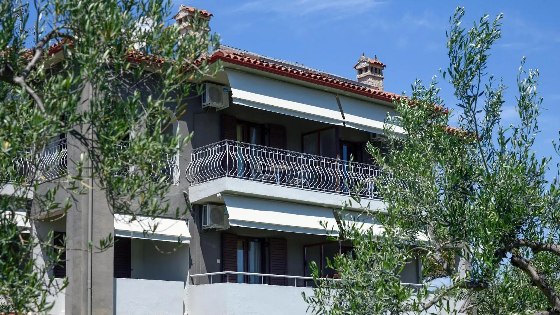 Villa Elli Nikiti  Grecia