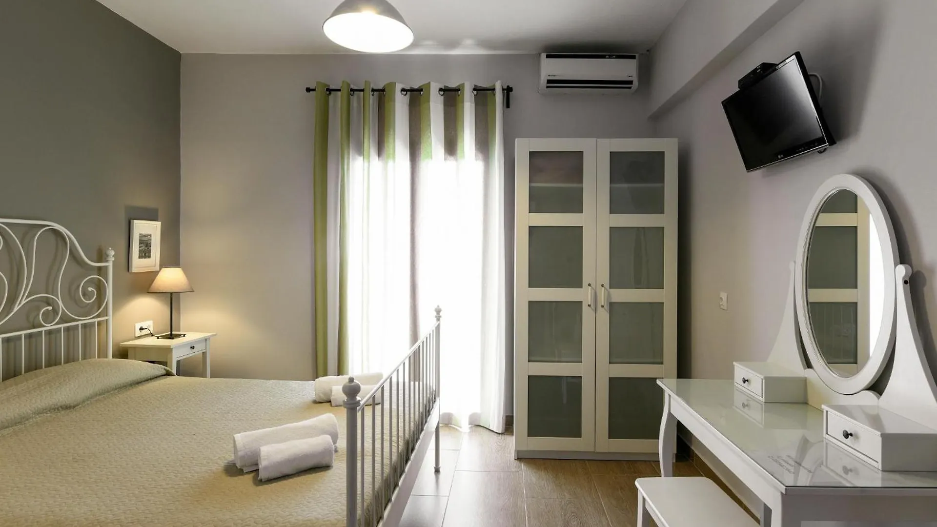 Villa Elli Nikiti  0*, Nikiti (Sithonia) Grekland